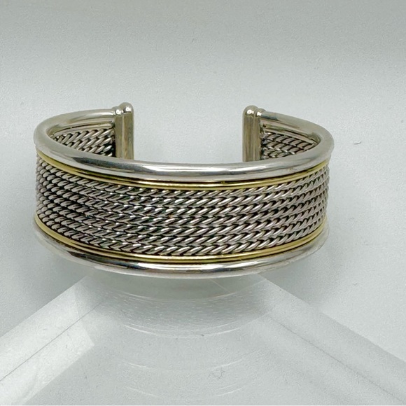 David Yurman Wide Wheaton
Cable Cuff With Gold - Picture 4 of 9